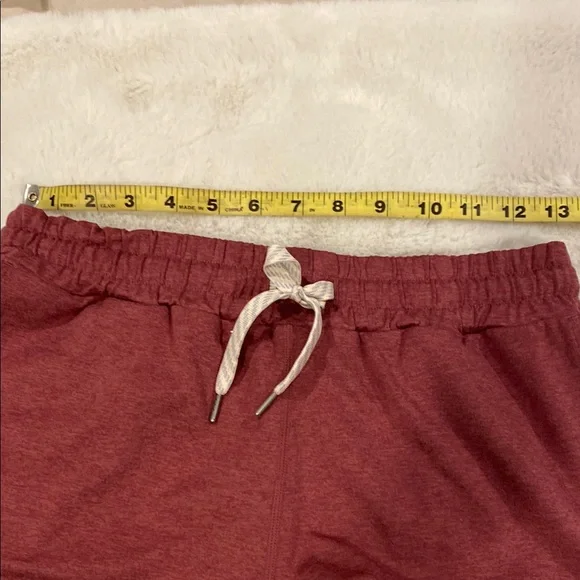 Vuori Halo Performance Shorts Size  XS - Picture 5 of 7